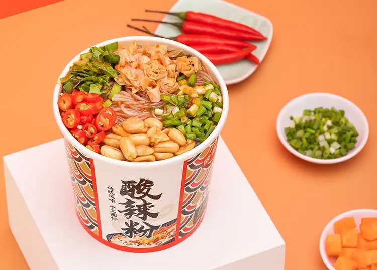 【品質(zhì)之選】桶裝泡面封口包裝生產(chǎn)線：攜手陳村、楊掌柜、金華、顧大嫂、統(tǒng)一，共鑄食品包裝新篇章